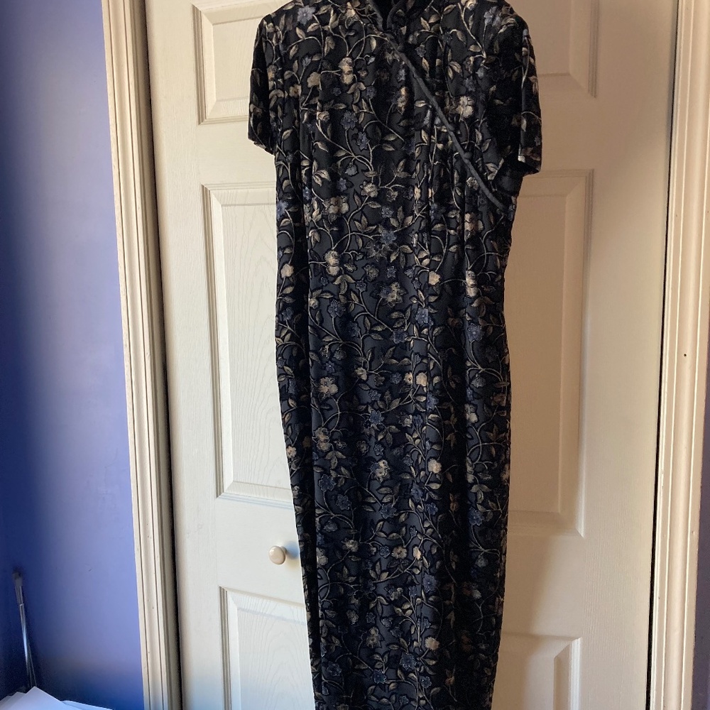 Maxi lined dress